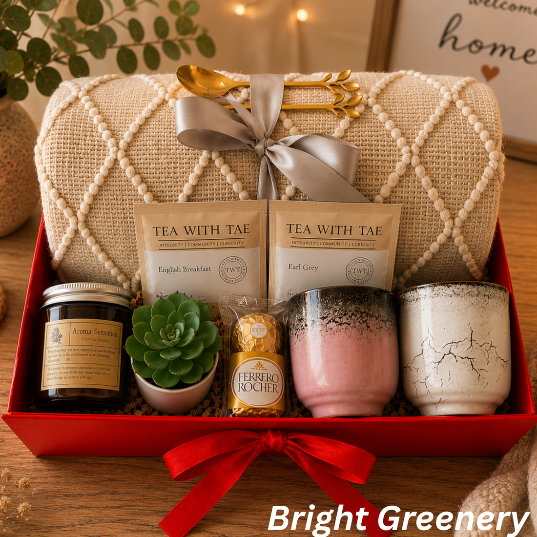 Bright Greenery Gift Box Lichi Gifts